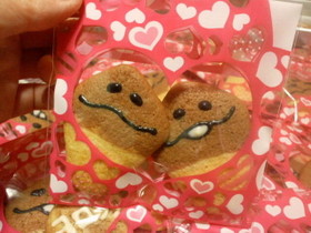 友チョコに♪可愛い『なめこクッキー♪』