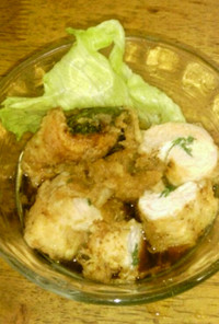 鶏むね肉の大葉巻き天ぷら。おろしソース