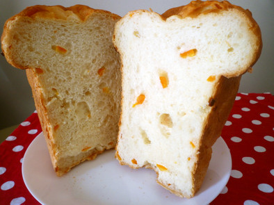 HBで簡単！オレンジピールのパンの写真