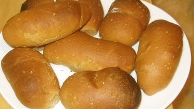 ピザ窯で胡麻入り全粒パン レシピ 作り方 By 大根花 クックパッド 簡単おいしいみんなのレシピが351万品