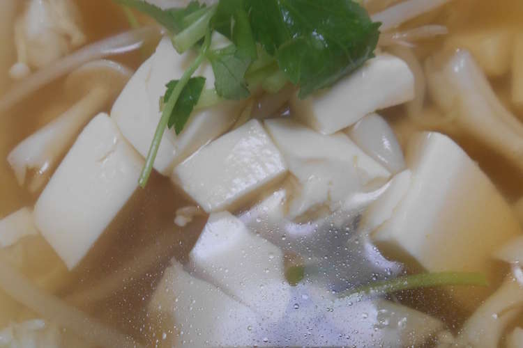 絹ごし豆腐ともやしのコンソメスープ レシピ 作り方 By はなおじさん クックパッド 簡単おいしいみんなのレシピが366万品