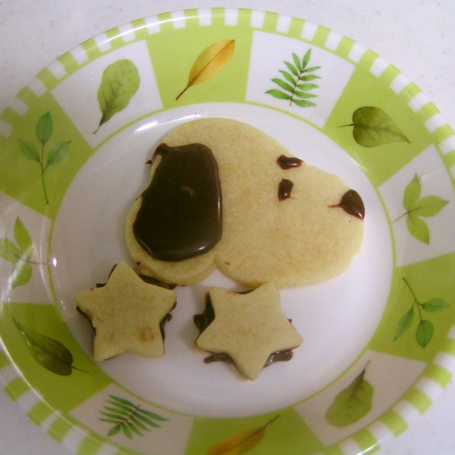 型から手作り スヌーピークッキー レシピ 作り方 By しのんこ クックパッド