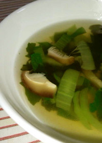 チンゲン菜の中華スープ