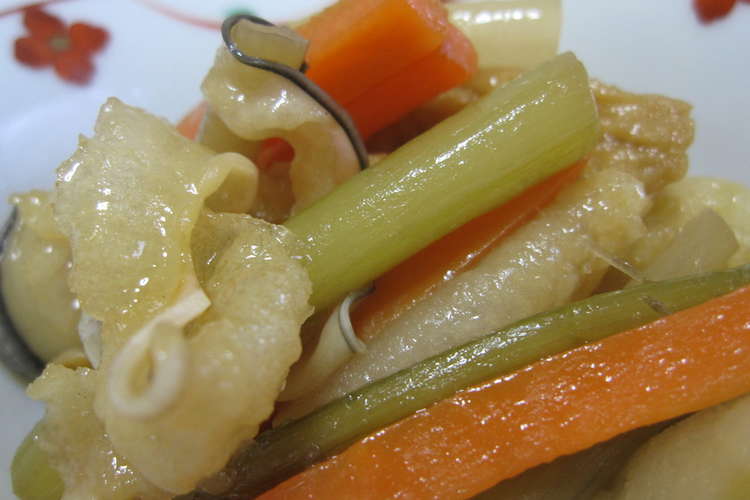 春ですよ つわ蕗とクジラの煮物 レシピ 作り方 By Mamakaze クックパッド 簡単おいしいみんなのレシピが353万品