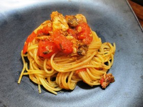 激早☆濃厚☆さば水煮缶とトマトのパスタ☆