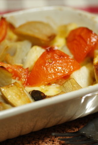 根菜とトマトの和風チーズ焼き