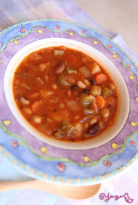 お豆と野菜の具沢山＊トマトスープ
