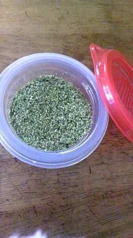 簡単栄養丸ごとお茶のふりかけ