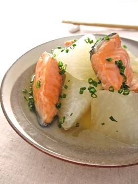 塩鮭と大根のことこと煮…