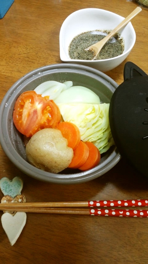 たっぷり胡麻酢で食べる蒸し野菜❀の画像
