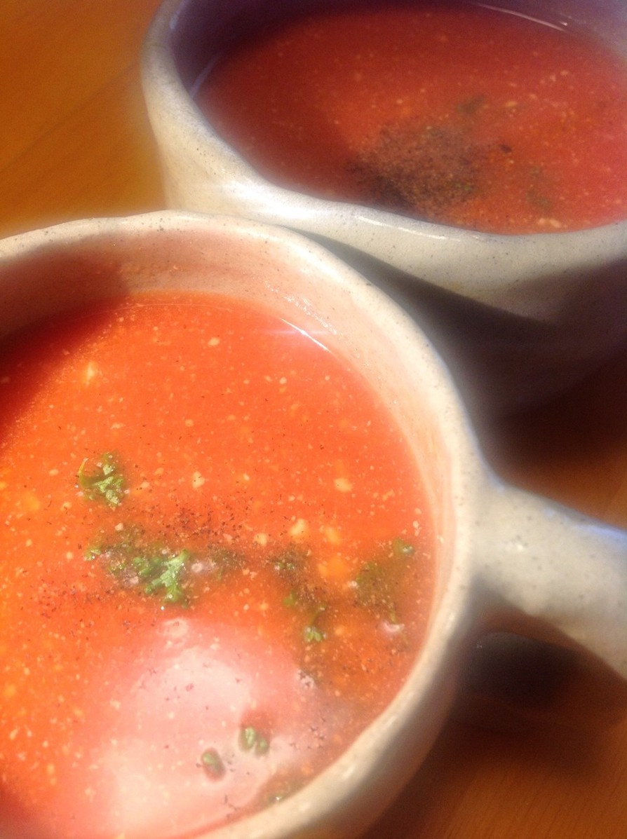 ヨーグルトとトマトジュースの温スープ by ミシャコ 【クックパッド】 簡単おいしいみんなのレシピが396万品