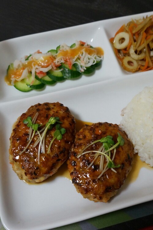 鶏ひき肉のハンバーガーのレシピ