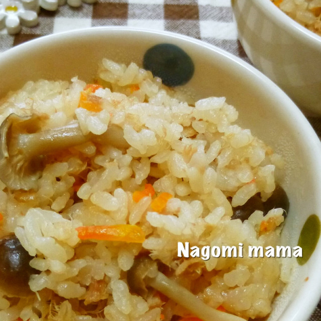 ツナとしめじの炊き込みご飯 レシピ 作り方 By 和みmama クックパッド
