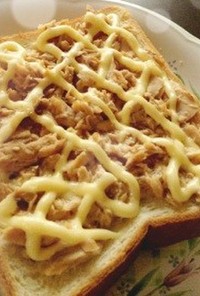 簡単♪ ツナマヨチーズの絶品トースト☆