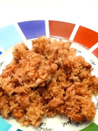 炒り大豆とツナの味噌炊き込み飯の画像