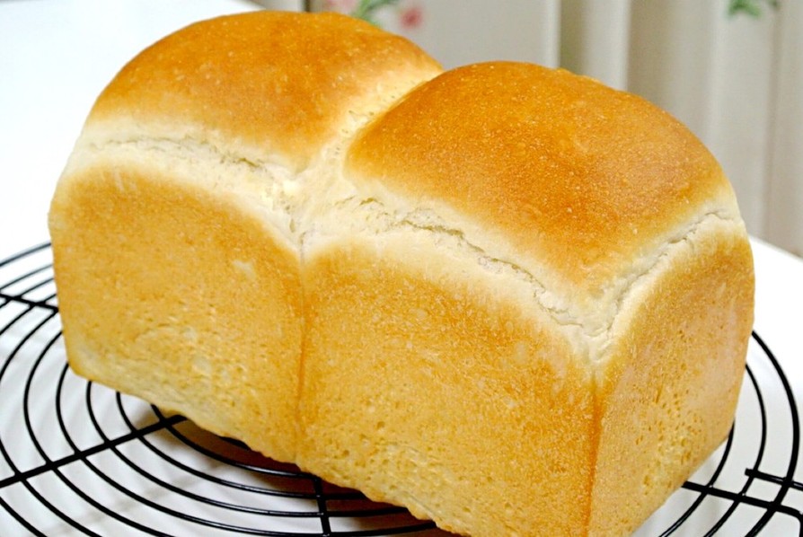 極上ふわもち！自家製 湯種食パンの画像