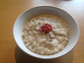 【薬膳レシピ】ハト麦美顔粥