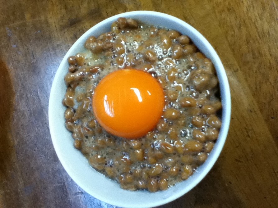 卵かけ納豆ご飯の画像