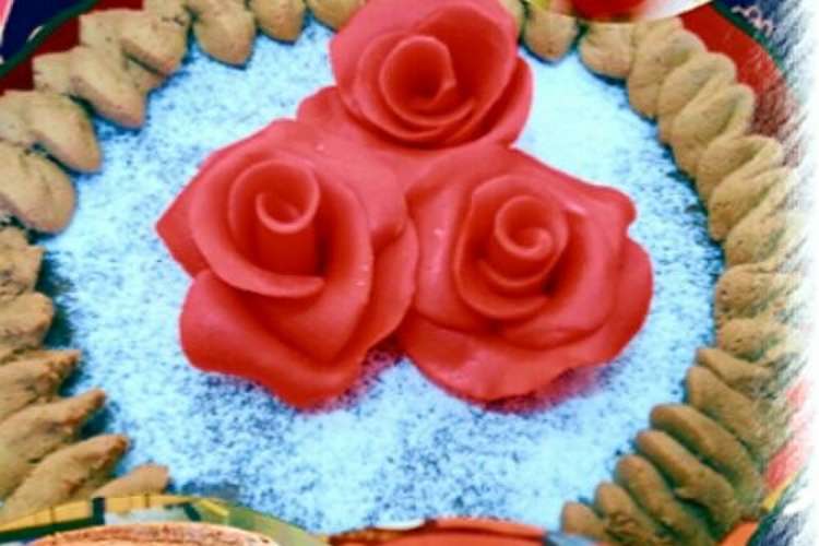 ﾎﾜｲﾄﾁｮｺで情熱の真っ赤な薔薇 レシピ 作り方 By ななぽ クックパッド 簡単おいしいみんなのレシピが365万品