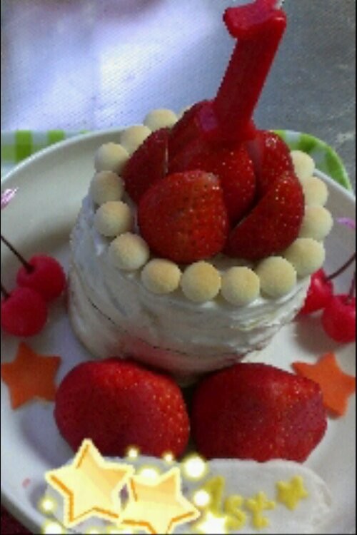 １歳の誕生日♡フルーツホットケーキの画像