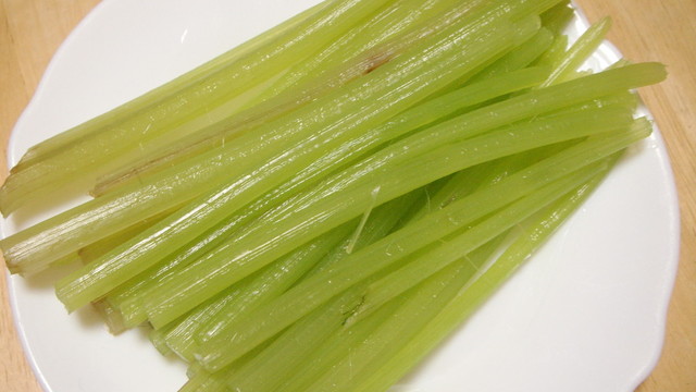 ふきの下茹で 下処理 レシピ 作り方 By こくまろ クックパッド