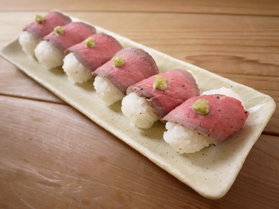 ローストビーフ寿司の写真
