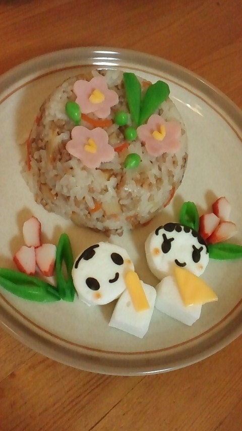 雛祭りデコ☆ちらし寿司の画像