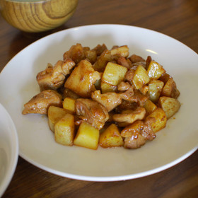 簡単!鶏肉とじゃがいものうまクリーム炒め