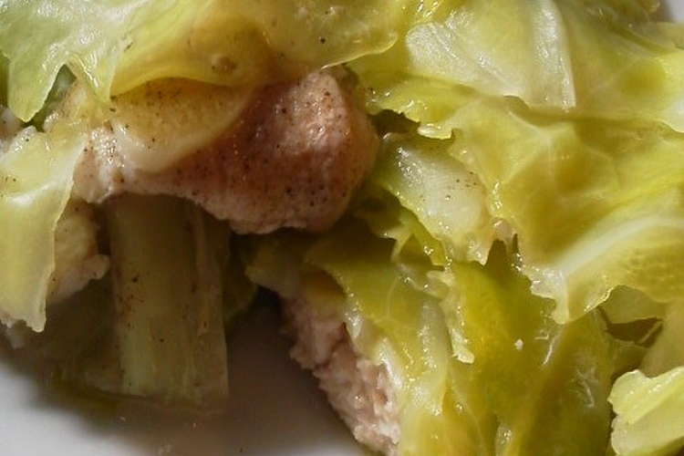 鳥むね肉とキャベツのにんにく蒸し レシピ 作り方 By かいけんとう クックパッド 簡単おいしいみんなのレシピが357万品