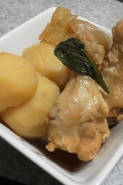 ☆鶏手羽元の肉じゃが☆の写真