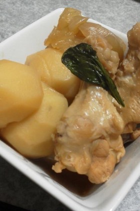 ☆鶏手羽元の肉じゃが☆