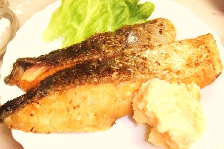 バター無しmixハーブで 鮭のムニエル レシピ 作り方 By Reomomo1 クックパッド 簡単おいしいみんなのレシピが356万品