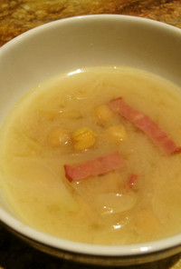 ヒヨコ豆の白味噌スープ