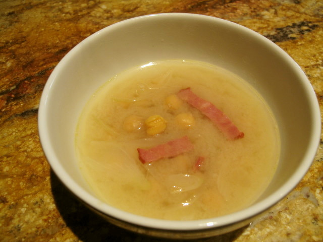 ヒヨコ豆の白味噌スープの画像