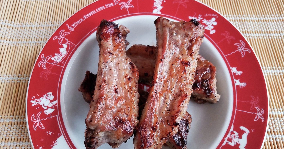 甘くてスパイシーなバーベキューリブのレシピ