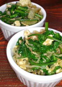 タイ料理屋の鳥ひき肉とパクチー/香菜炒め