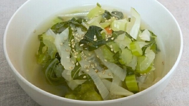 カリフラワーの葉っぱのコンソメスープ レシピ 作り方 By Tiritumo クックパッド 簡単おいしいみんなのレシピが358万品