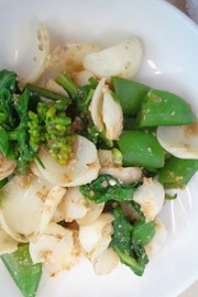 簡単☆醤油麹で春野菜胡麻和えの写真