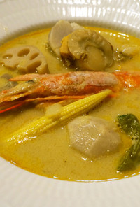 タイ風シーフードカレースープ