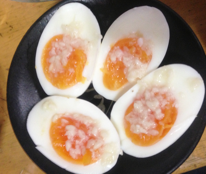 茹で卵　半熟　塩麹かけの画像