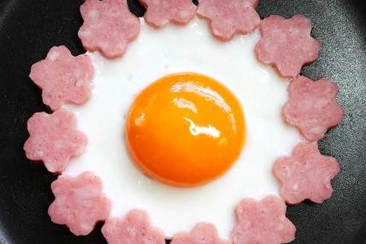 可愛い目玉焼き 桜模様のソーセージ レシピ 作り方 By Nagねえさん クックパッド 簡単おいしいみんなのレシピが353万品