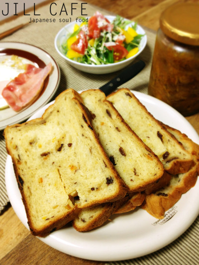 ＨＢで簡単！レーズン＆ママレード食パンの画像
