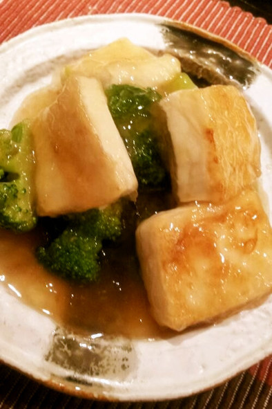 簡単！ブロッコリーと豆腐でメイン！中華餡の写真