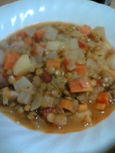 レンズ豆のスープ煮(Linseneintopf)の写真