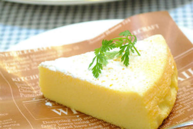 チョコと卵だけで作るホワイトチョコケーキ レシピ 作り方 By 四万十みやちゃん クックパッド 簡単おいしいみんなのレシピが355万品