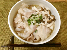 簡単♪豚バラ肉たっぷり♪肉うどん