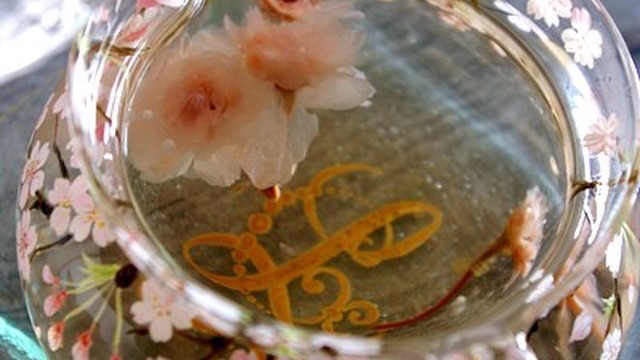桜茶の美しい淹れかた レシピ 作り方 By L U X E クックパッド 簡単おいしいみんなのレシピが355万品