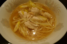 簡単!生姜入りネギ塩鶏うどん