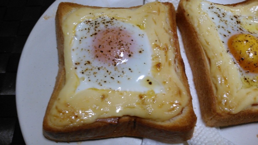 半熟卵とベーコンのパン(男性でも簡単)の画像