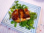 鶏肉のあんずジャムピリ辛照り焼き♪の写真